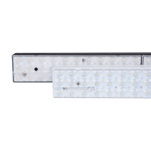 Alternative view of LR030 LED 3 BY 11 LINEAR LOW-BAY IP20