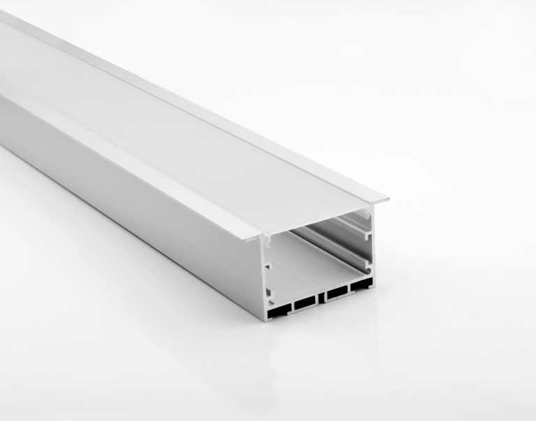 LR046B RECESSED LINEAR  LIGHT 50MM
